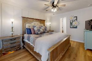 featured image of 512 Camp Ct