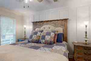 featured image of 512 Camp Ct