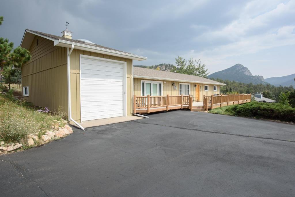 1821 Raven Ave - Photo 2 of 26