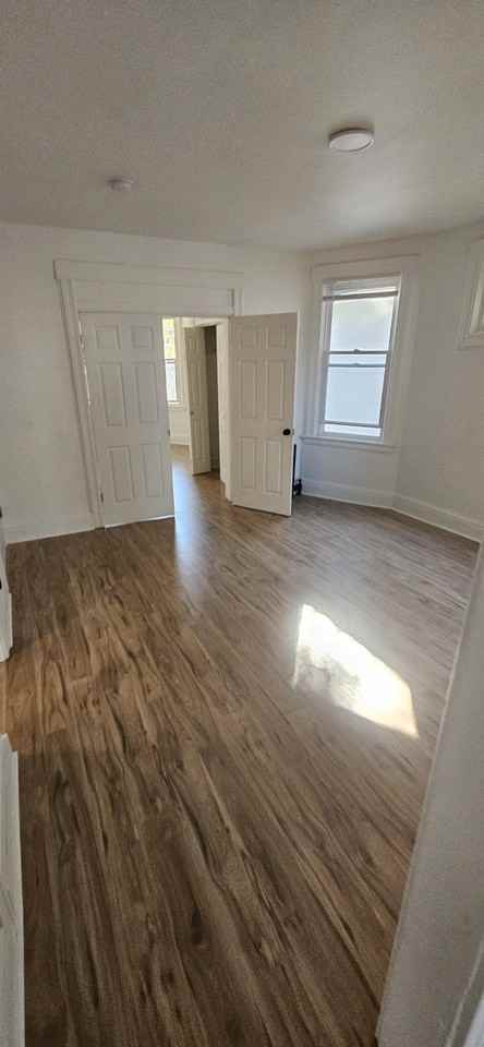 233 South Clinton Street - Photo 2 of 7