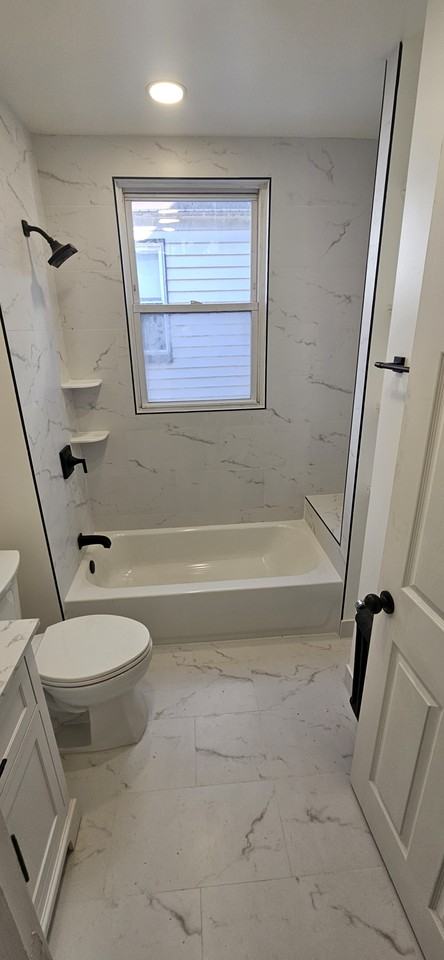 233 South Clinton Street - Photo 6 of 7