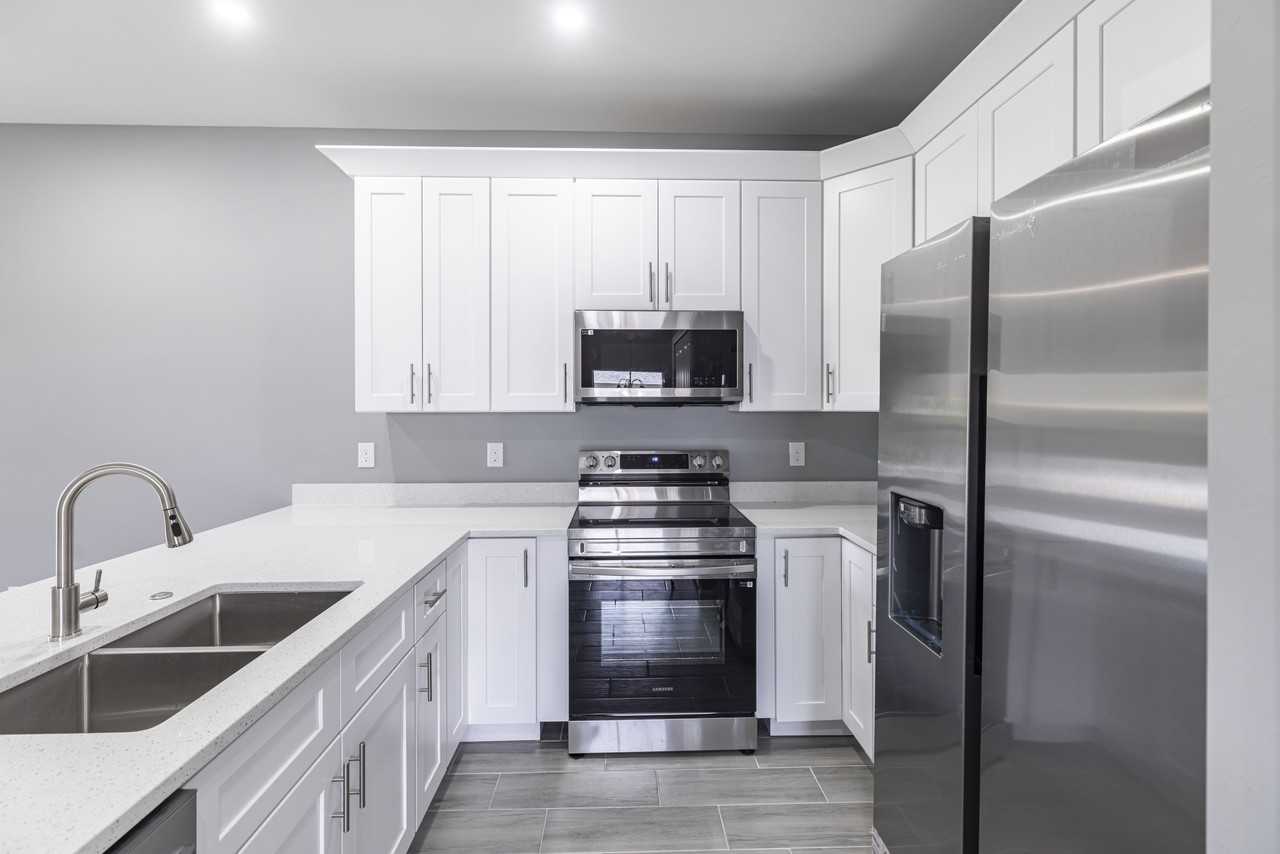 4708 26th St Sw #4708 - Photo 4 of 8