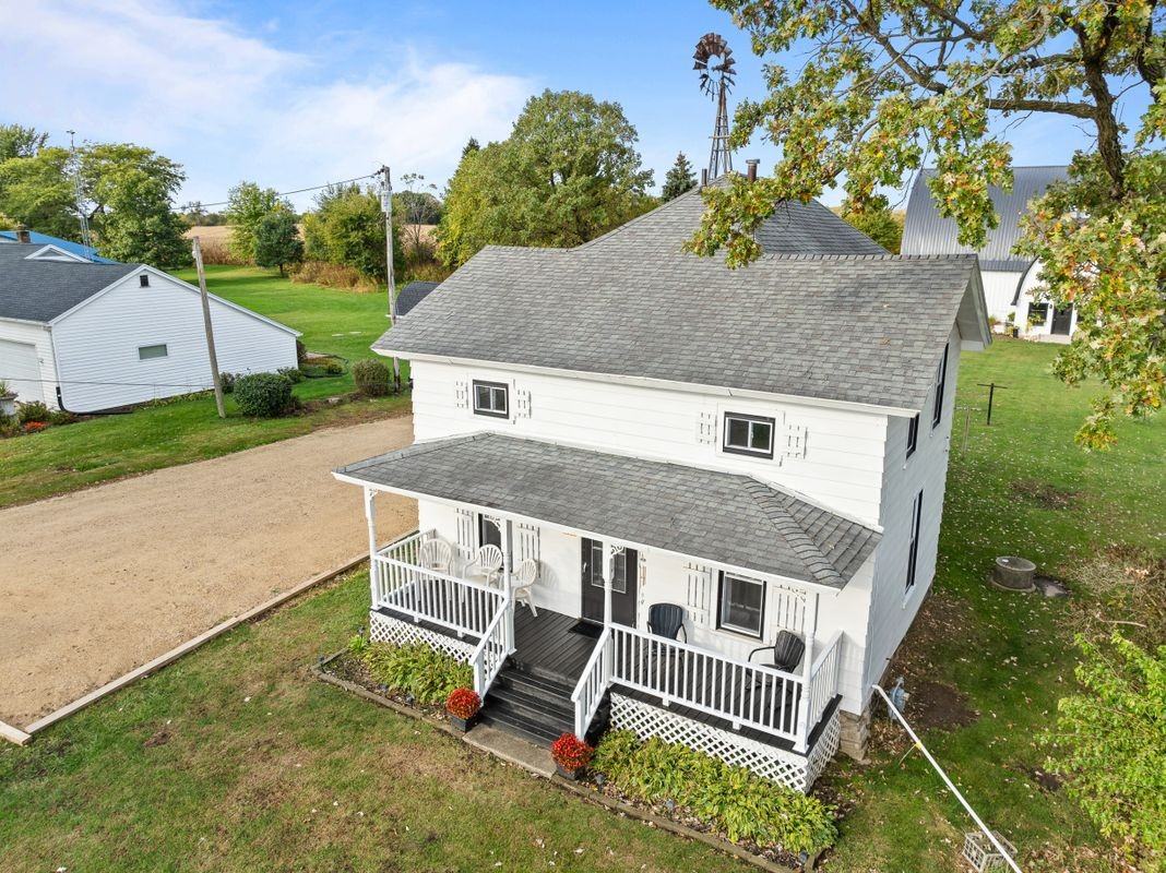 4363 County Road O N - Photo 2 of 13