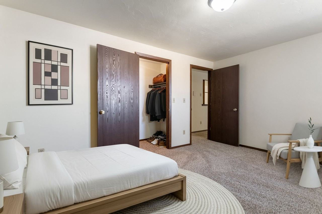 Windsor Heights - Photo 2 of 50