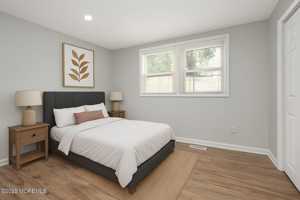 featured image of 811 Shore Concourse