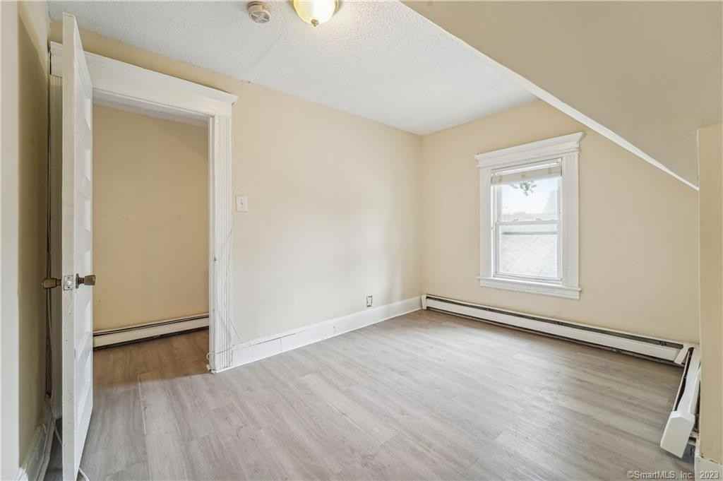 464 Colorado Ave #3 - Photo 5 of 14