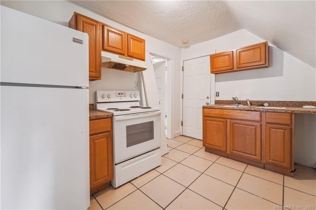 464 Colorado Ave #3 - Photo 4 of 14