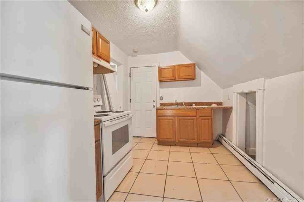 464 Colorado Ave #3 - Photo 3 of 14