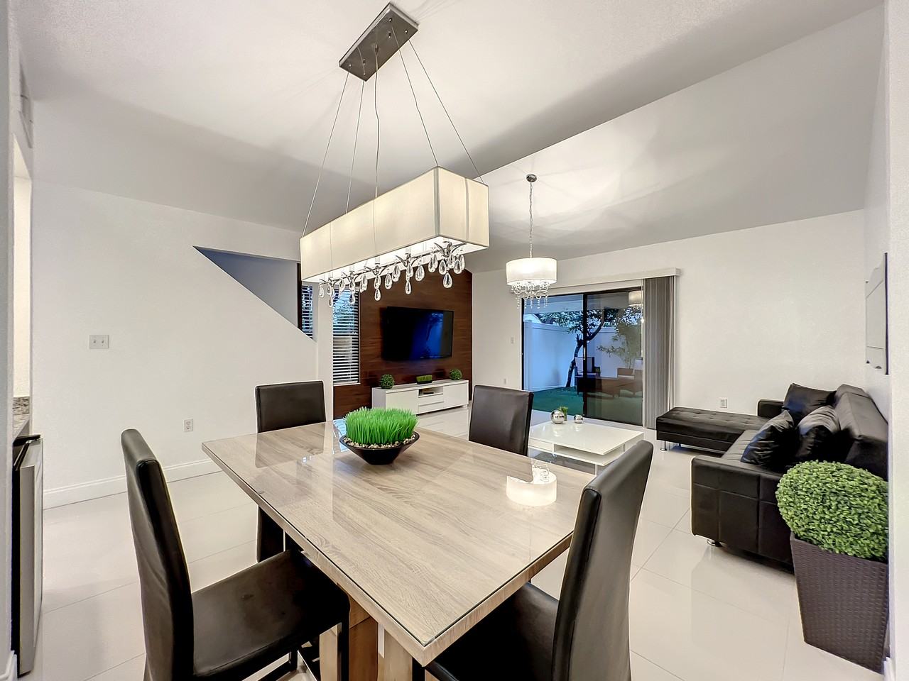 5051 Ernst Court #mw - Photo 4 of 27