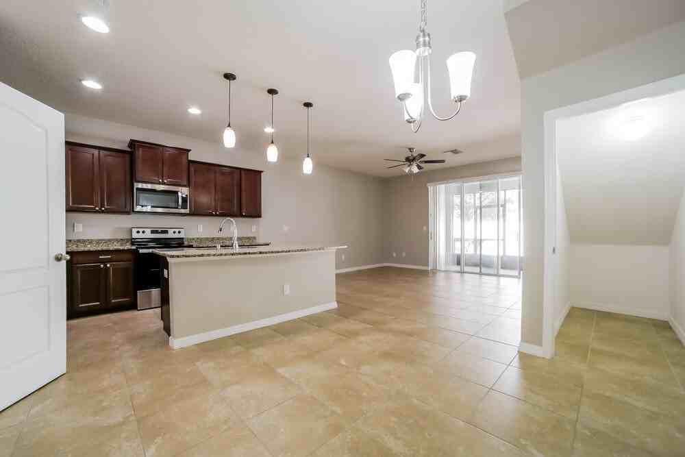 10408 Red Carpet Ct - Photo 7 of 17