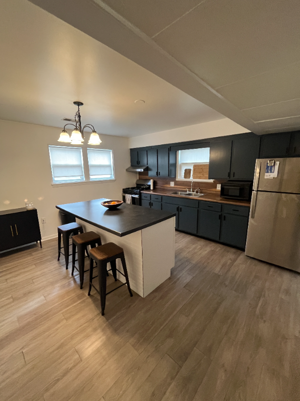 2630 Sherwood St Sw - Photo 2 of 25