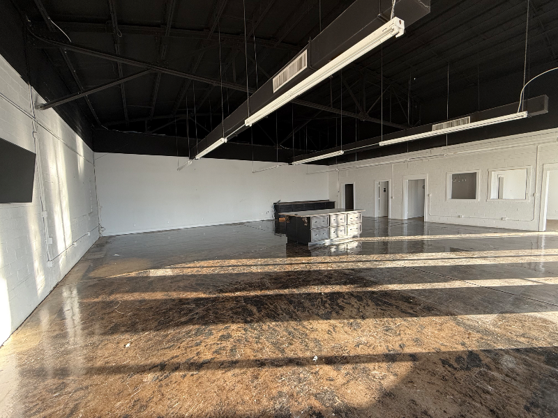 801 Winchester Rd - Photo 2 of 20