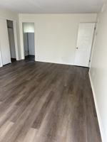 featured image of 1914 Saint James Drive #4