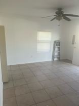 102 W Hall Ave - Photo 1 of 1