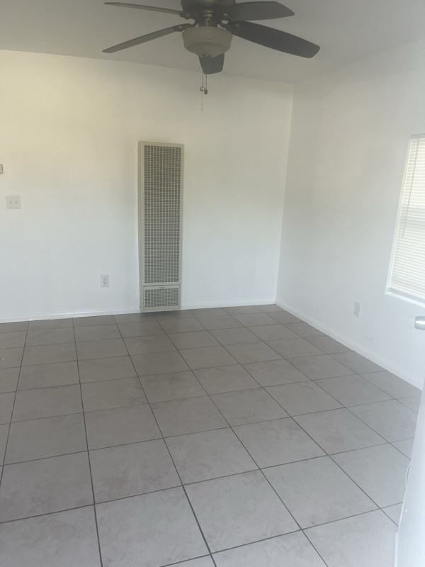 102 W Hall Ave - Photo 2 of 14