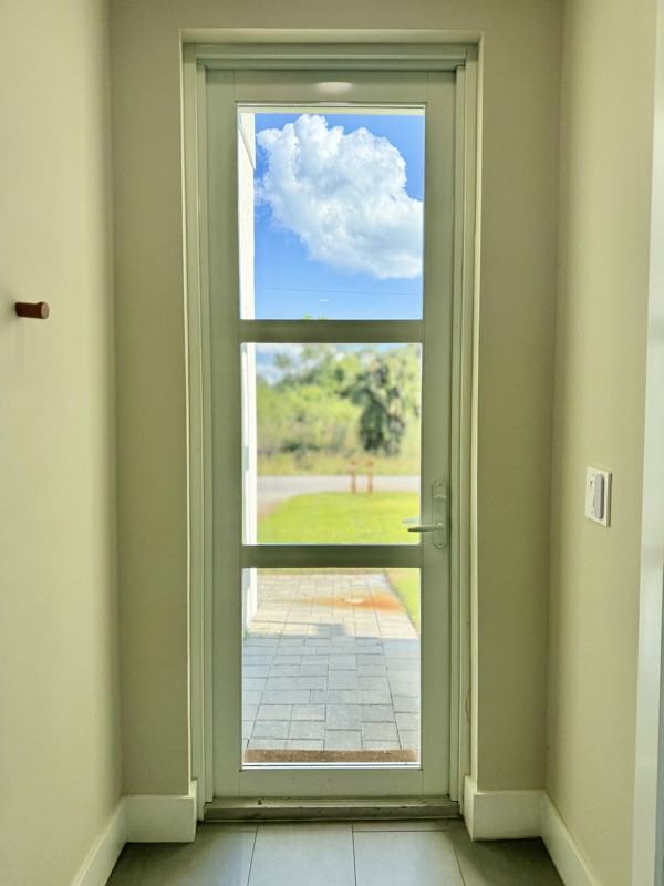 2506 Leda Ave S - Photo 3 of 50