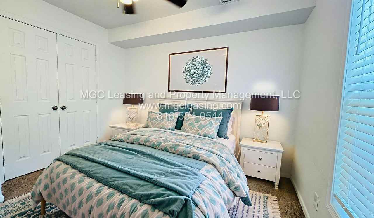 5808-5810 NE 42nd St - Photo 7 of 44