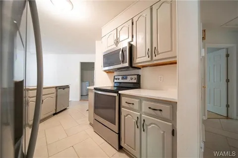 7650 Hargrove East Road - Photo 7 of 19