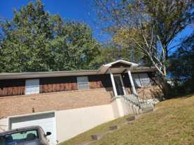 213 Hilltop Dr - Photo 1 of 1
