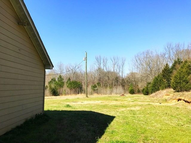 510 Henderson Road - Photo 4 of 20