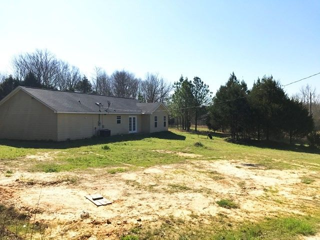 510 Henderson Road - Photo 6 of 20