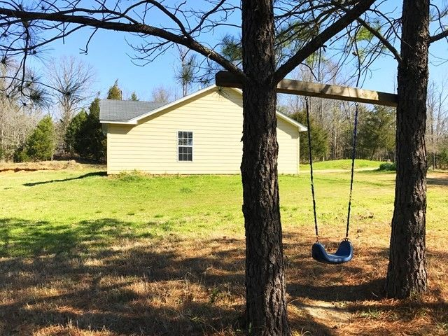 510 Henderson Road - Photo 7 of 20