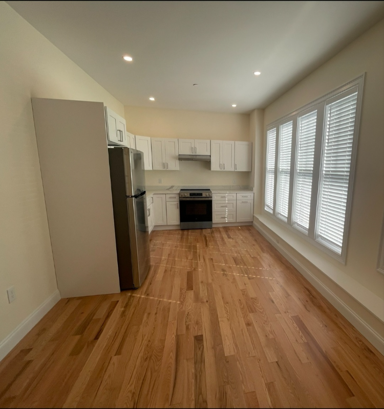 42 North St #7 - Photo 2 of 12