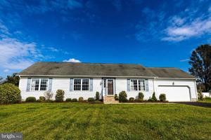 featured image of 305 S Winding Brooke Dr