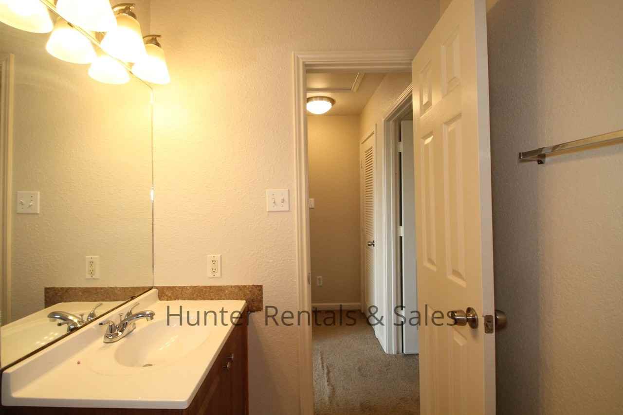 1604 Aztec Trace - Photo 7 of 17