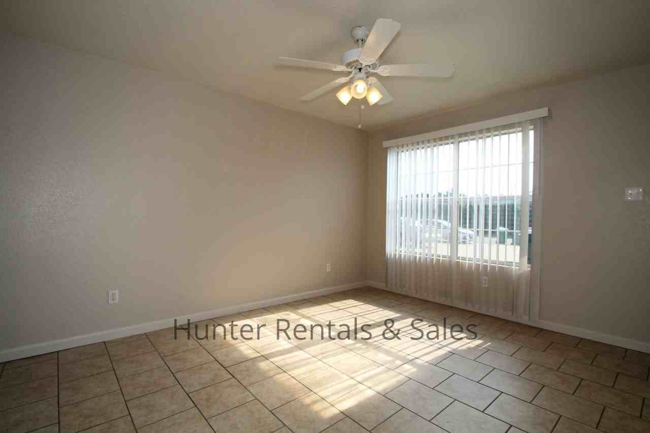 1604 Aztec Trace - Photo 2 of 17