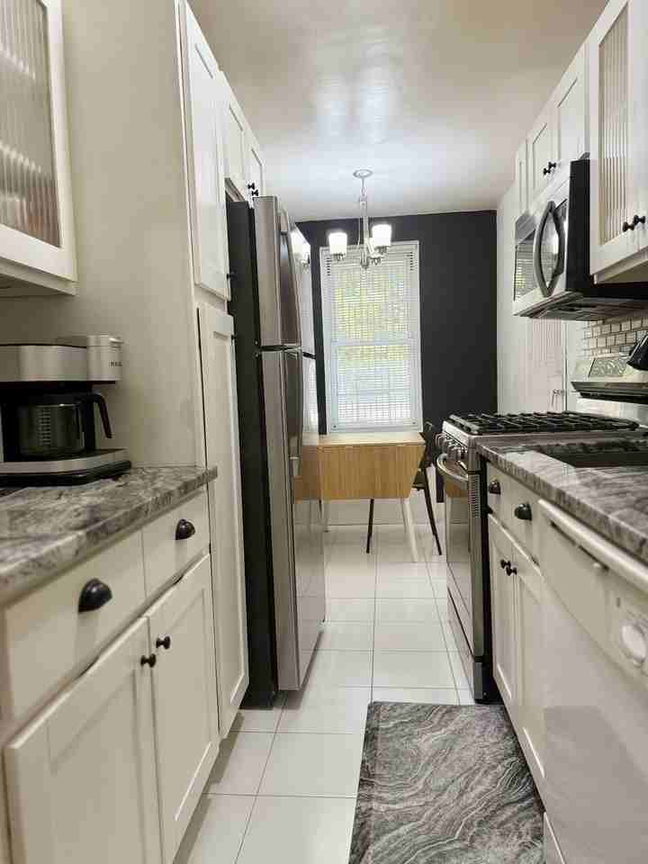 18225 Wexford Ter #A - Photo 3 of 8