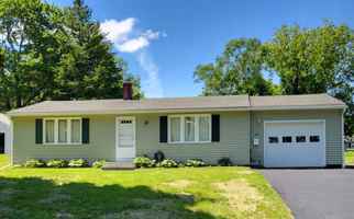 featured image of 380 Pearl St #NA