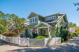 featured image of 203 Dagullah Way #A