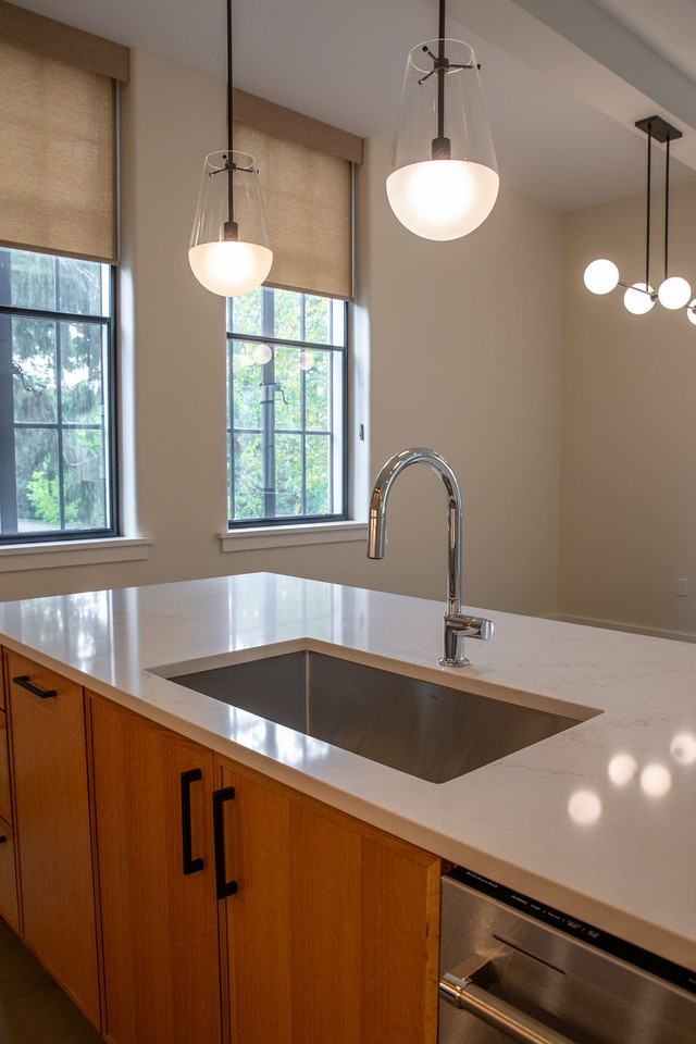 48 Round Hill Rd #11 - Photo 4 of 16