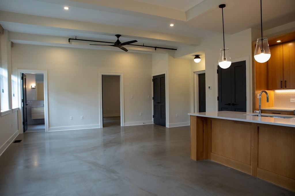 48 Round Hill Rd #11 - Photo 7 of 16