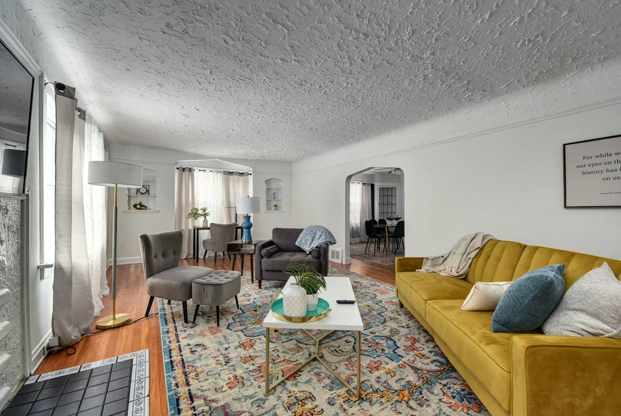 17612 Winslow Rd #1 - Photo 2 of 9