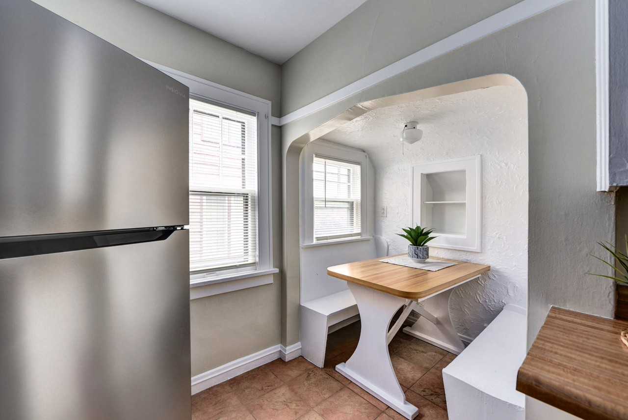 17612 Winslow Rd #1 - Photo 5 of 9