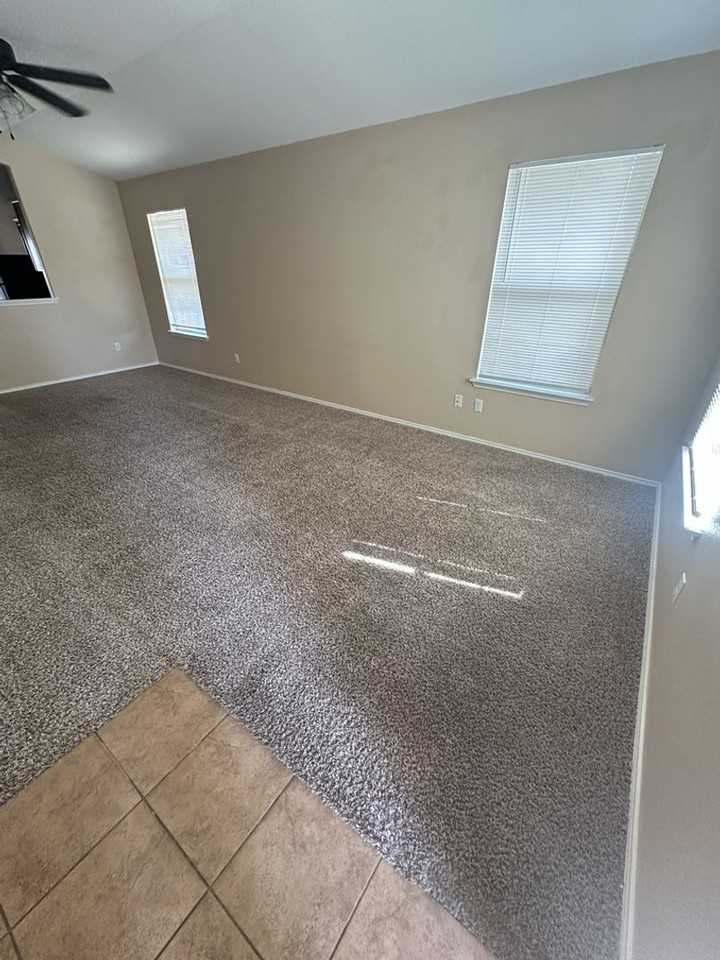 10008 Smock Mill Ln - Photo 2 of 17