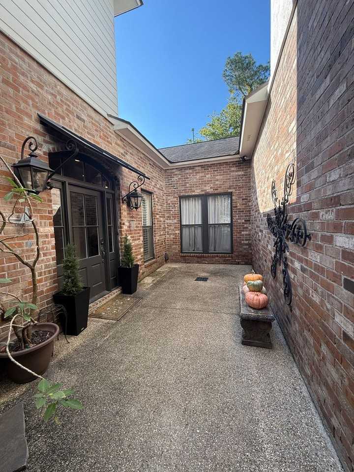 4218 Bluebonnet Road - Photo 2 of 26