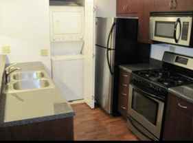 7819 S South Shore Dr #B3 - Photo 1 of 1