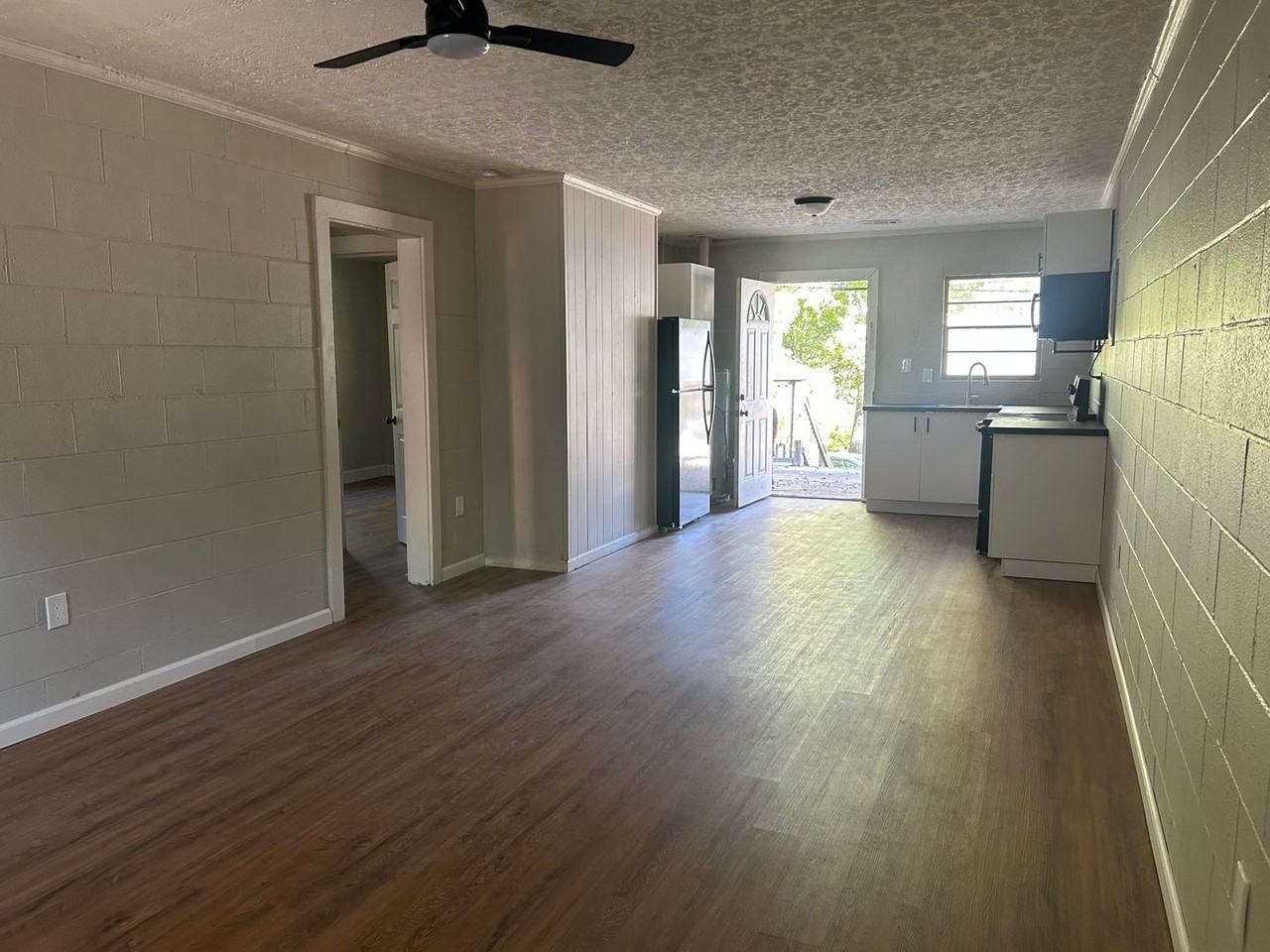 13 Richard Allen Dr - Photo 2 of 9