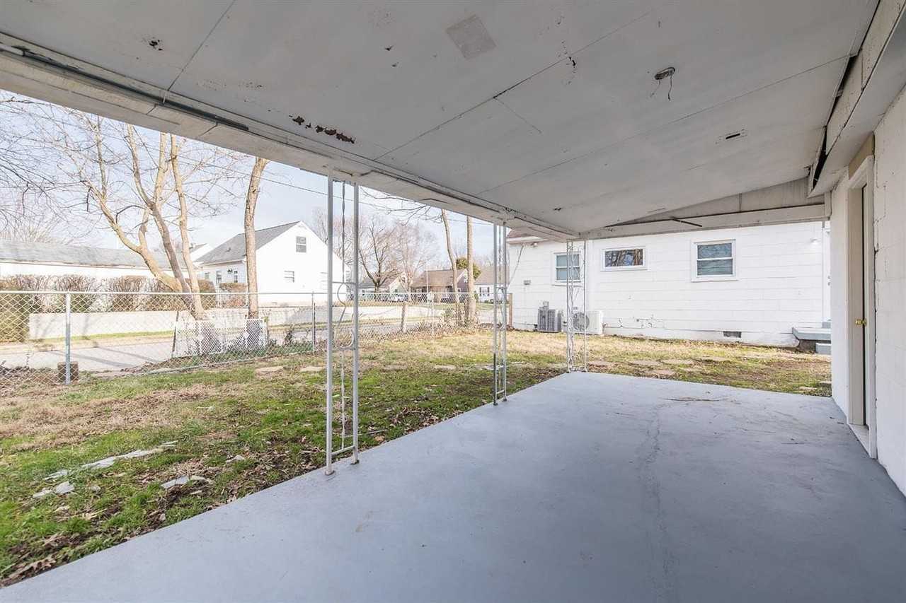 849 Carneal Rd - Photo 4 of 18