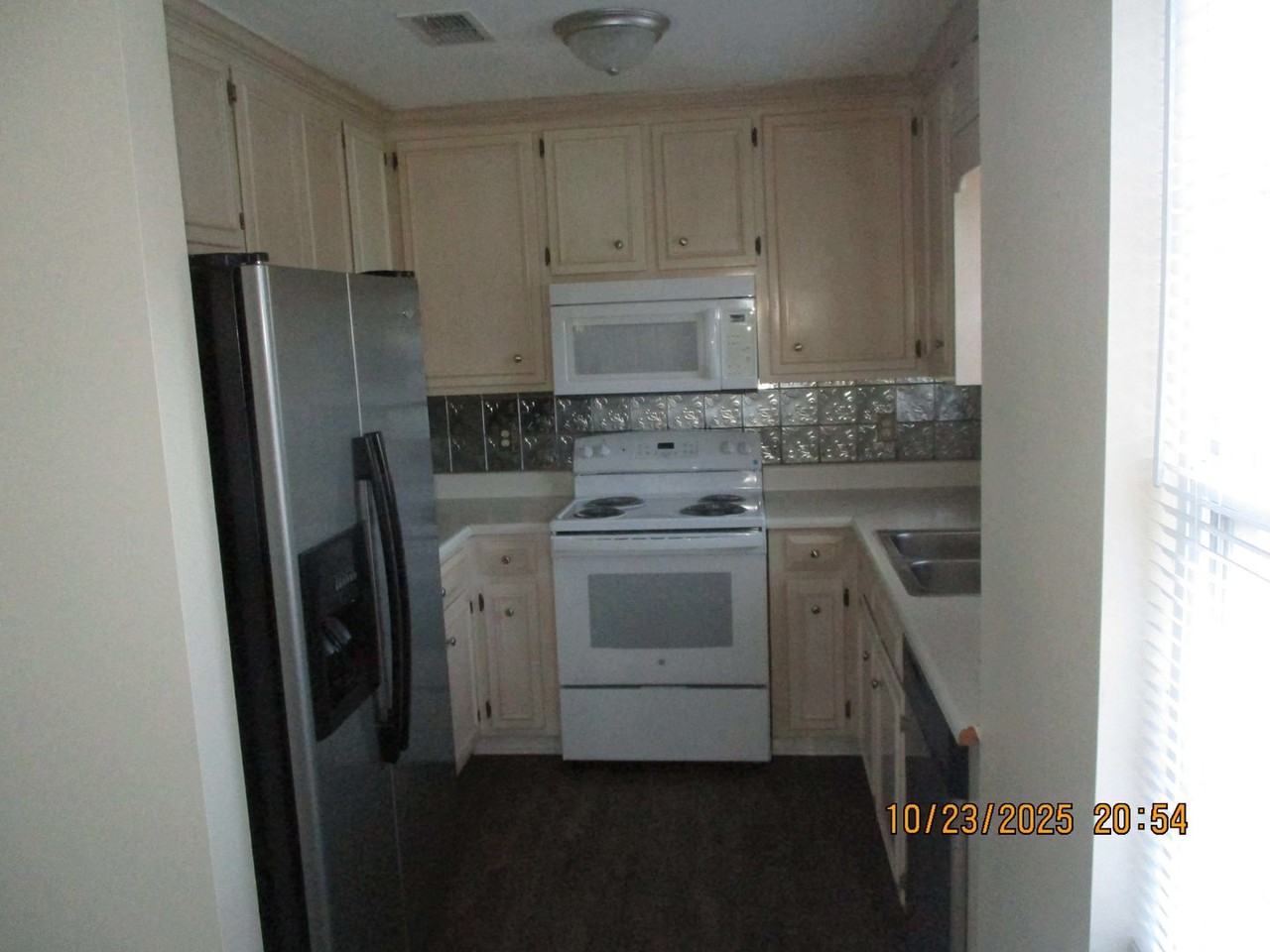 103 Ducker Ct - Photo 3 of 6