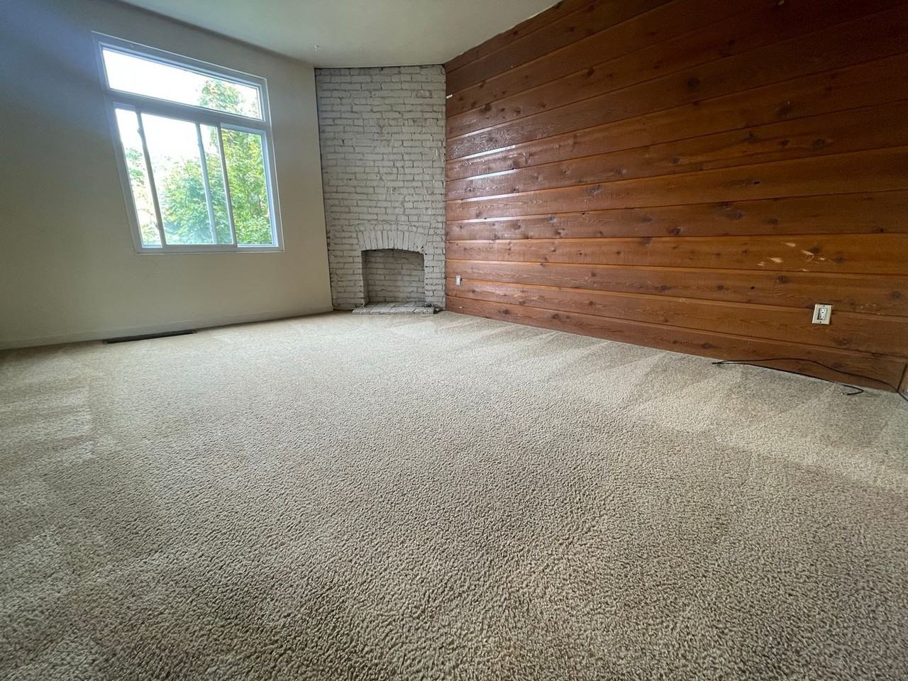 3440 Bates St #14 - Photo 2 of 8