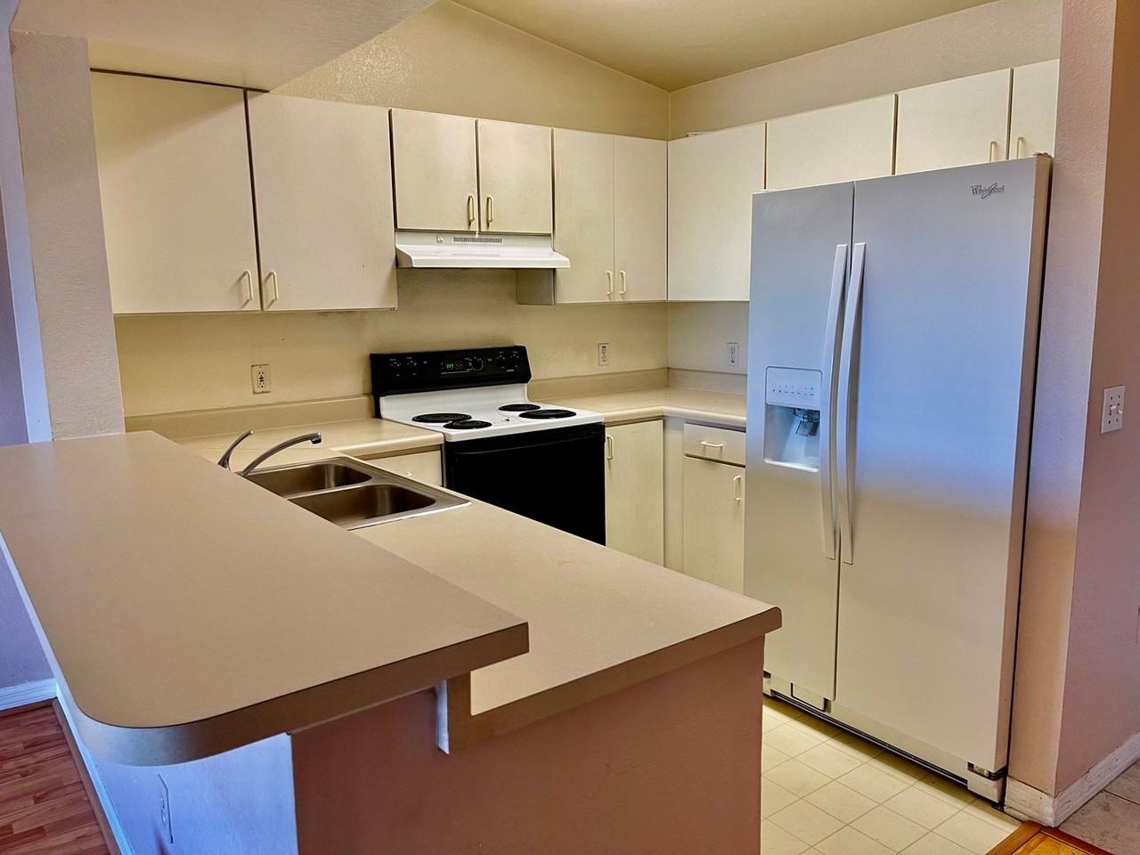 8274 Key Royal Circle - Photo 2 of 16