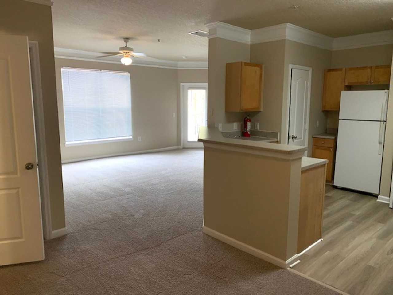 8849 Villa View Circle - Photo 4 of 18