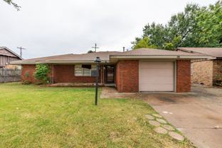 5706 Nw 50th St - Photo 1 of 1