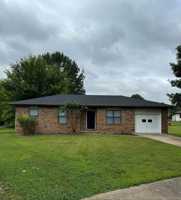 featured image of 2130 E Redwood St