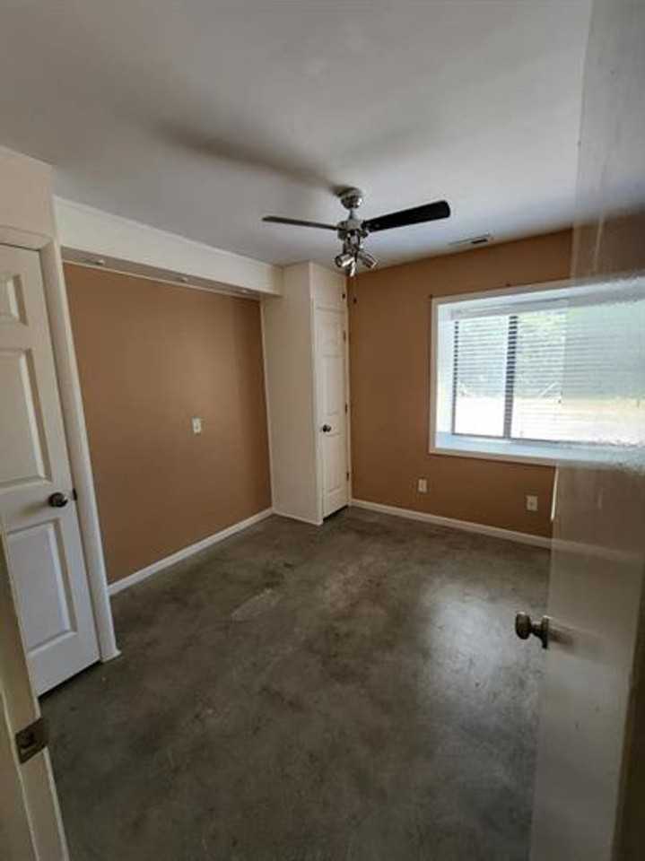 520 S Nichols Ave #D - Photo 5 of 7