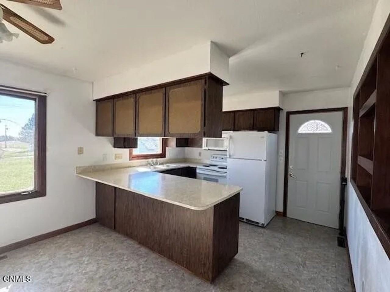 1123 2nd Avenue East - Photo 2 of 6